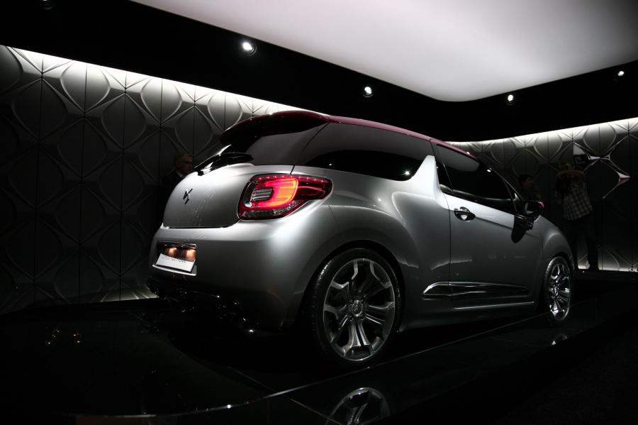  Citroen DS3 Inside Concept 2009 года  (фото 26 из 122)